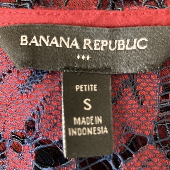 Banana Republic Factory small petite lace top wine 3/4 sleeves - Picture 12 of 13